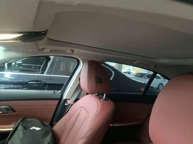 BMW 3 Series — Фото автомобиля 17