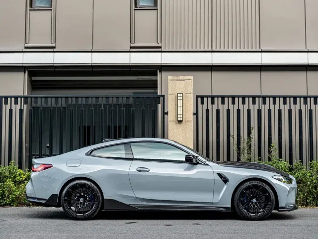 BMW M4 — Фото автомобиля 3