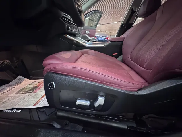 BMW 3 Series — Фото автомобиля 11