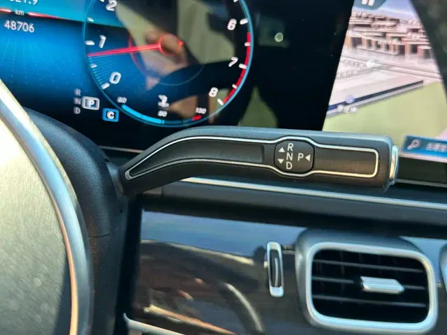 Mercedes-Benz GLE-Class — Фото автомобиля 24