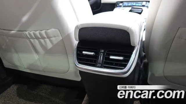 Hyundai Grandeur — Фото автомобиля 25