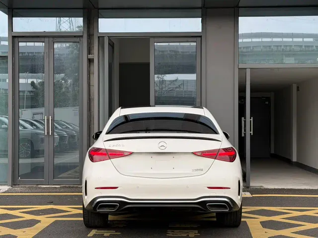 Mercedes-Benz C-Class — Фото автомобиля 7