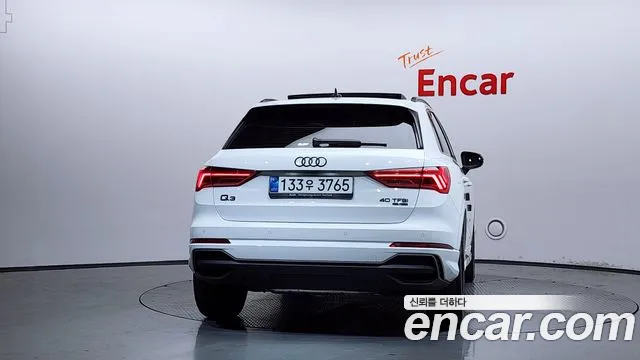 Audi Q3 40 TFSI quattro Premium — Фото автомобиля 4