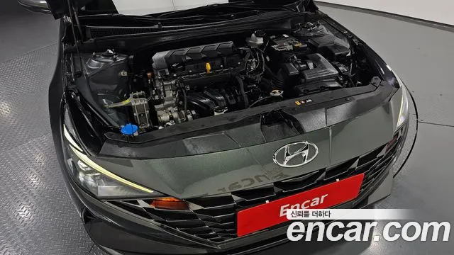 Hyundai Avante — Фото автомобиля 9