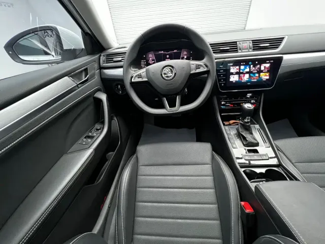 Skoda Superb — Фото автомобиля 8