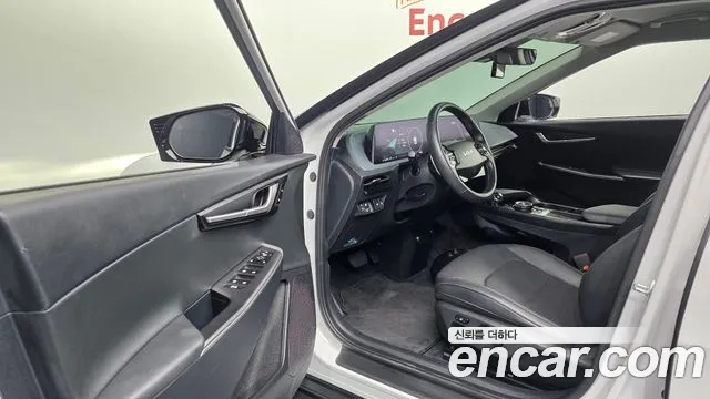 Kia EV6 — Фото автомобиля 15