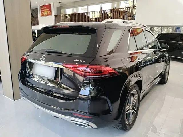 Mercedes-Benz GLE-Class — Фото автомобиля 6