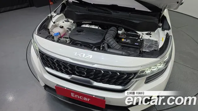 Kia Seltos — Фото автомобиля 6