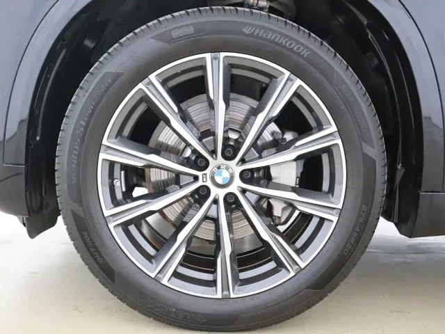 BMW X5 — Фото автомобиля 5