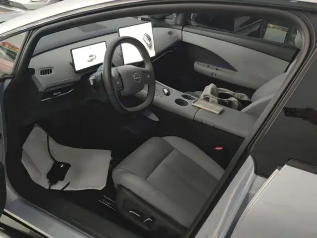 Nissan N7 — Фото автомобиля 14