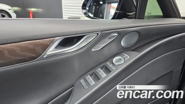 Genesis G80 RG3 — Фото автомобиля 22