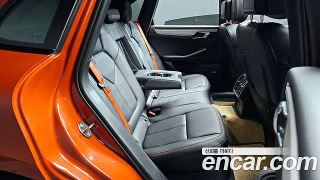 Porsche Macan — Фото автомобиля 12