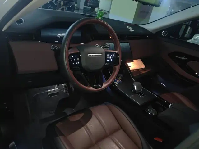 Land Rover Range Rover Evoque — Фото автомобиля 12