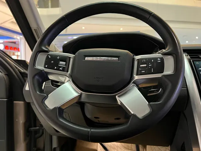 Land Rover Discovery — Фото автомобиля 10