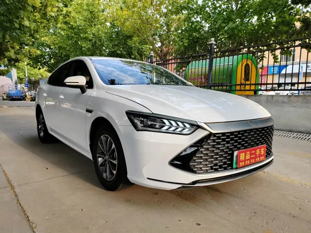 BYD Qin PLUS — Фото автомобиля 3