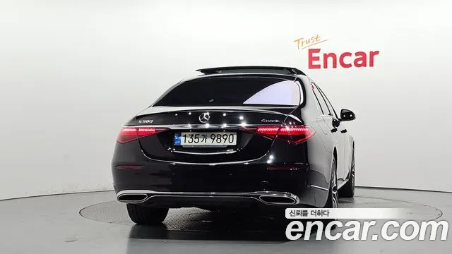 Mercedes-Benz S-Class — Фото автомобиля 4