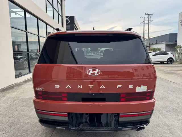 Hyundai Santa Fe — Фото автомобиля 3