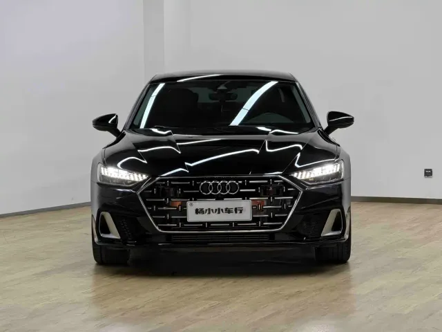 Audi A7L — Фото автомобиля 2