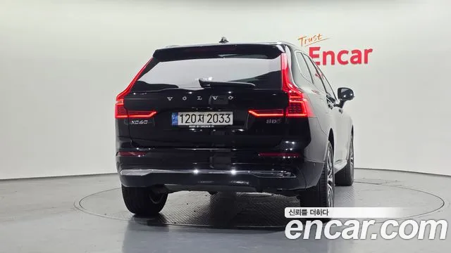 Volvo XC60 Generation 2 — Фото автомобиля 4