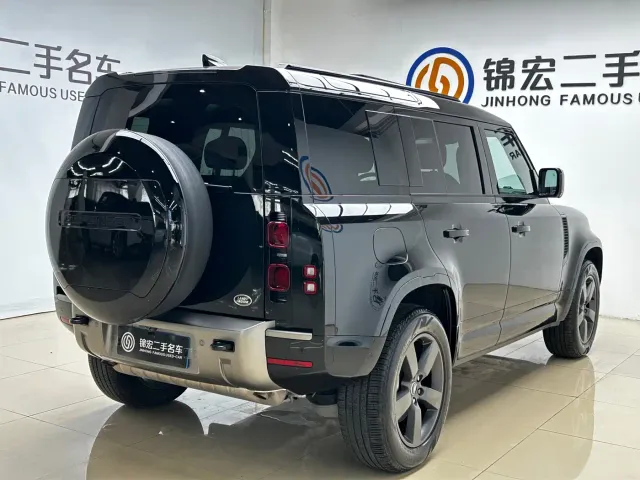 Land Rover Defender — Фото автомобиля 26