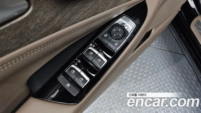 Kia K8 Hybrid — Фото автомобиля 29