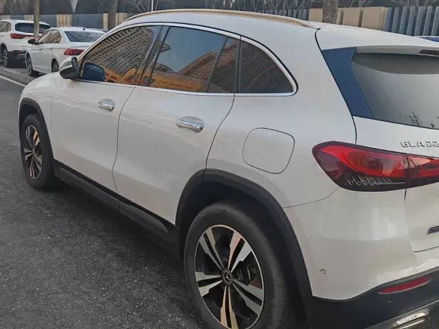 Mercedes-Benz GLA-Class — Фото автомобиля 4