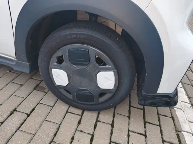 Geely Panda — Фото автомобиля 25