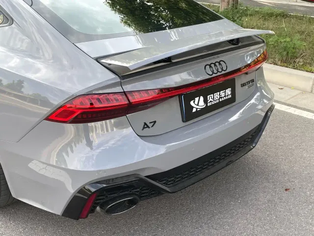 Audi A7 — Фото автомобиля 18