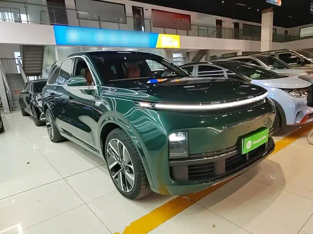 Li Auto L9 — Фото автомобиля 3