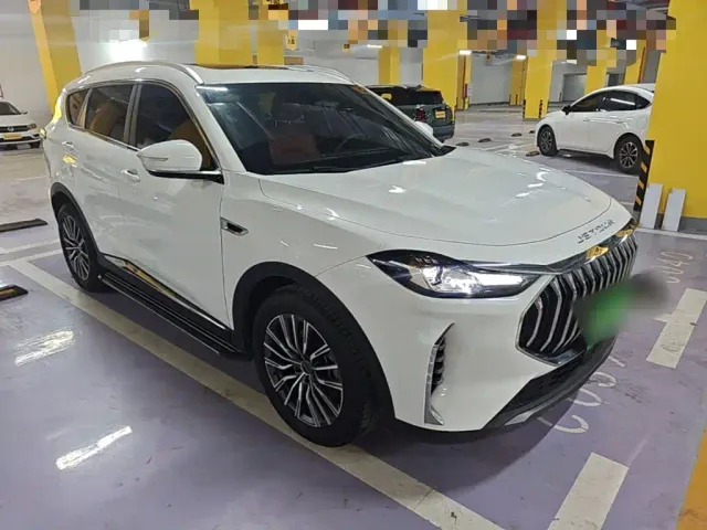 Jetour X70 Plus — Фото автомобиля 3