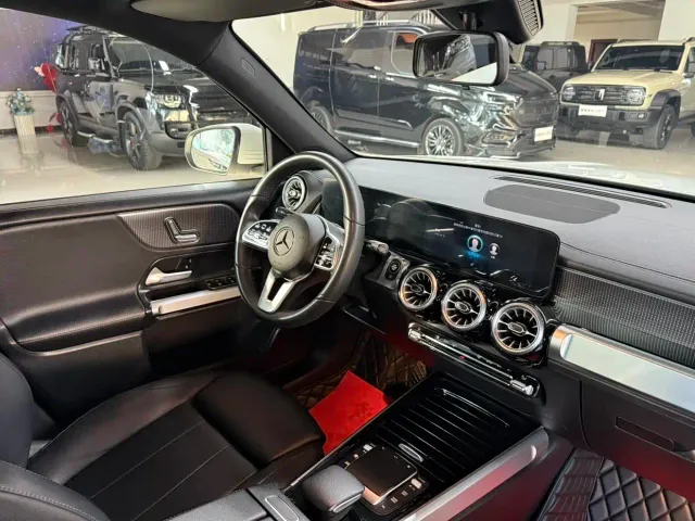 Mercedes-Benz GLB-Class — Фото автомобиля 21