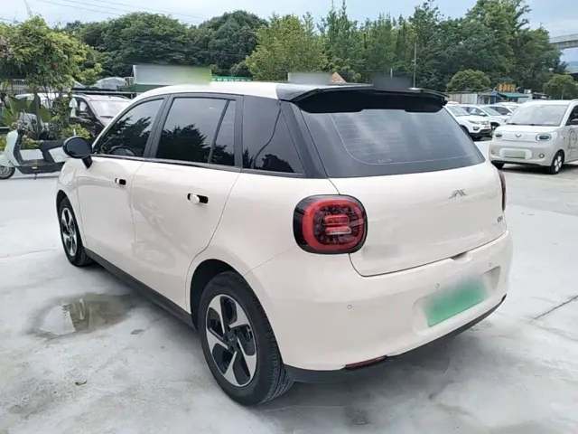 JAC Yiwei 3 — Фото автомобиля 22