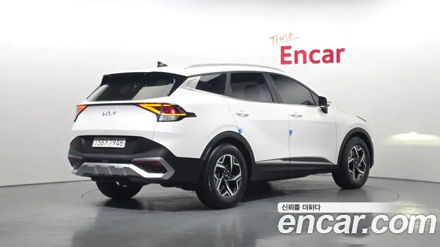 Kia Sportage Sportage 5-е поколение Дизель 2.0 2WD — Фото автомобиля 2
