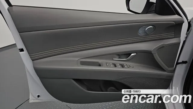Hyundai Avante CN7 — Фото автомобиля 13