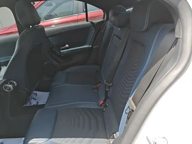 Mercedes-Benz A-Class — Фото автомобиля 16