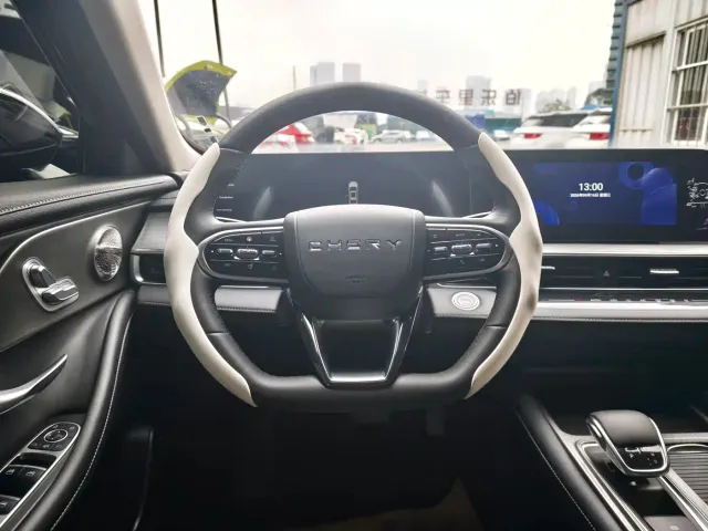 Chery Arrizo 8 — Фото автомобиля 7