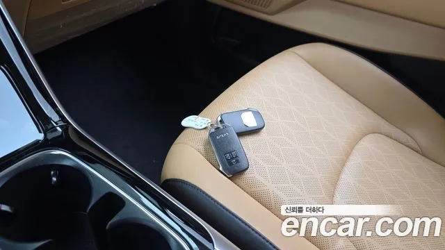 Kia Carnival 4th Gen — Фото автомобиля 21