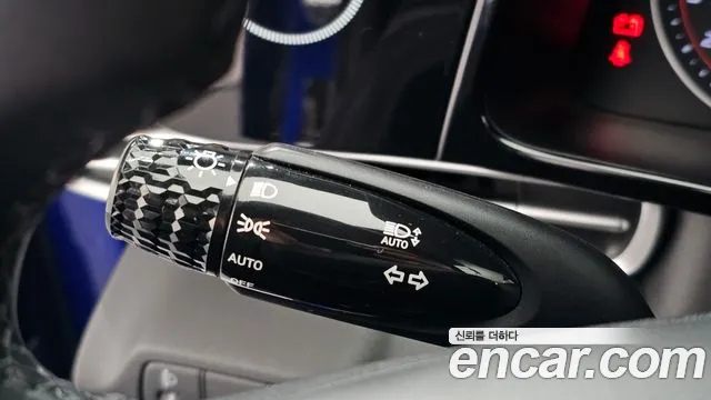 Hyundai Avante CN7 — Фото автомобиля 30