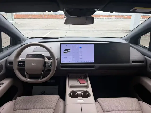 Li Auto i6 — Фото автомобиля 5