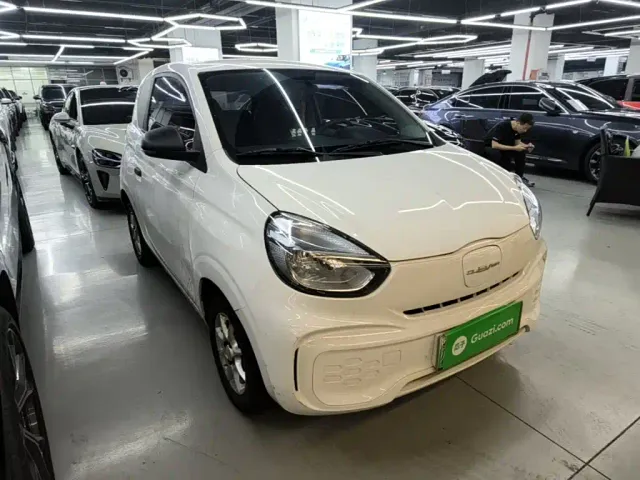 Roewe Clever — Фото автомобиля 3