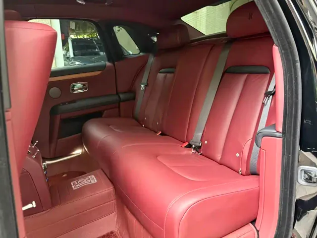 Rolls-Royce Ghost — Фото автомобиля 5