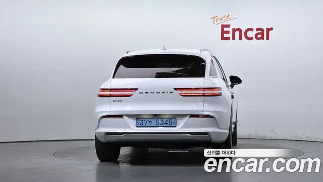 Genesis GV70 Electrified GV70 — Фото автомобиля 4