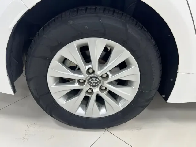 Toyota Corolla — Фото автомобиля 8