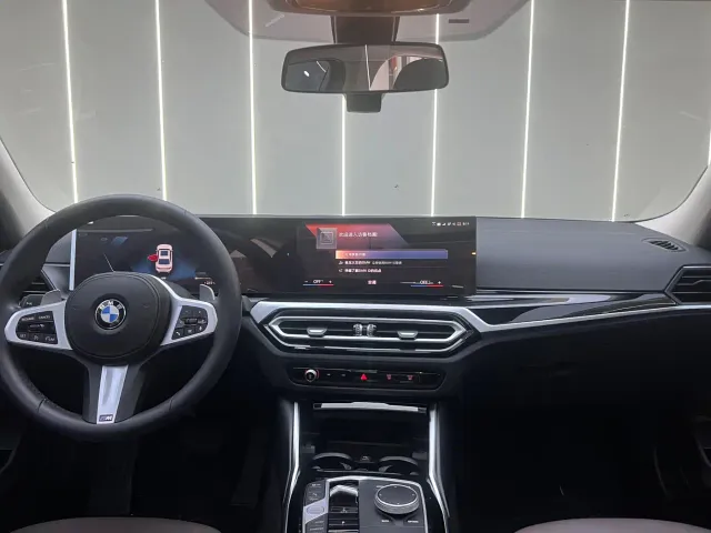 BMW 3 Series — Фото автомобиля 6