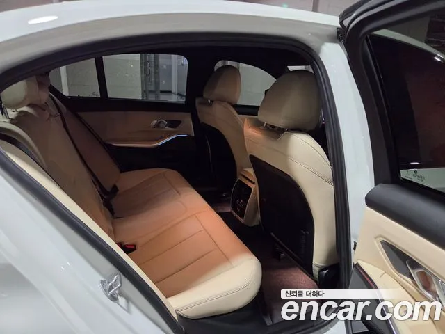 BMW 3 Series G20 — Фото автомобиля 10