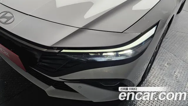 Hyundai AVANTE Modern — Фото автомобиля 22