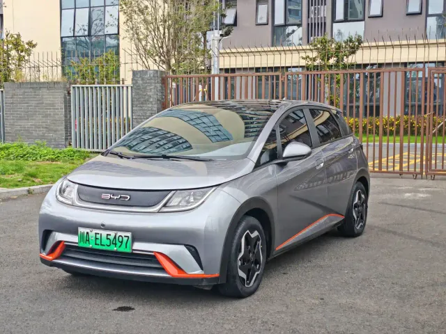 Фотография автомобиля — BYD Dolphin