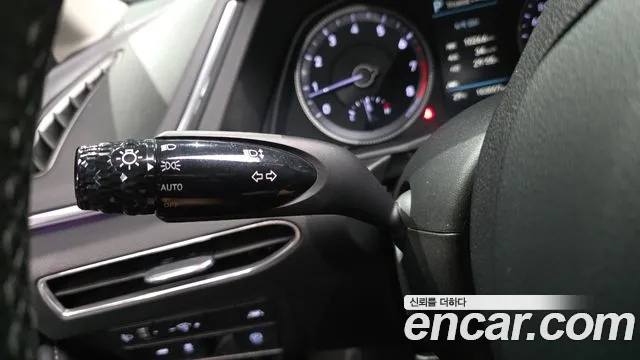 Hyundai Sonata Sonata (DN8) 2.0 LPG(Для проката) — Фото автомобиля 28
