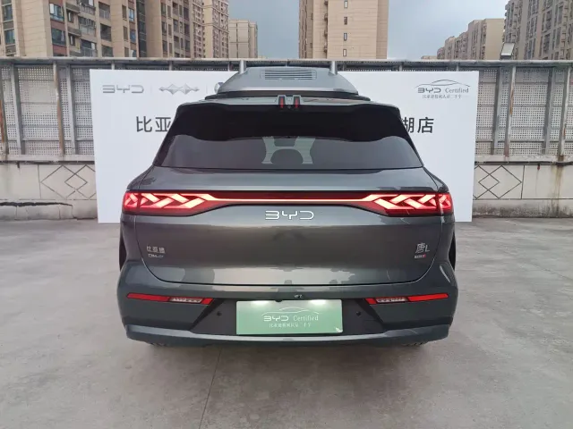 BYD Tang L — Фото автомобиля 19