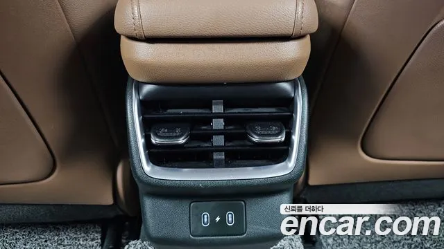 Hyundai Grandeur GN7 — Фото автомобиля 27